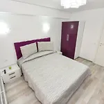 Center With Terrace Apartment Bucharest