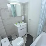 Center With Terrace Apartment