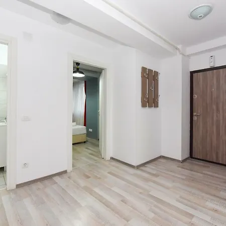 Apartament Center With Terrace *