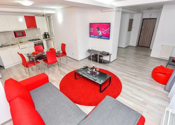 Center With Terrace *